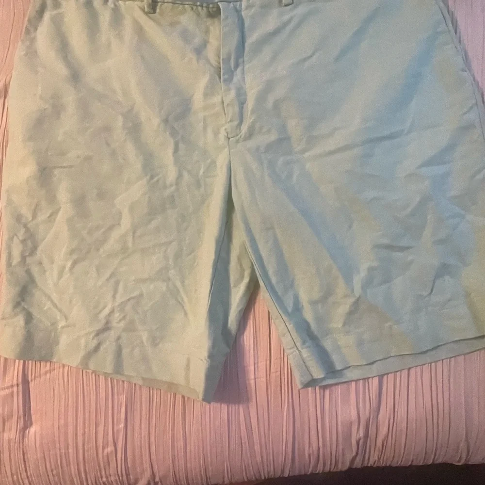 Polo Ralph Lauren mint green flat front cotton shorts 10 inch‎ inseam size 40
